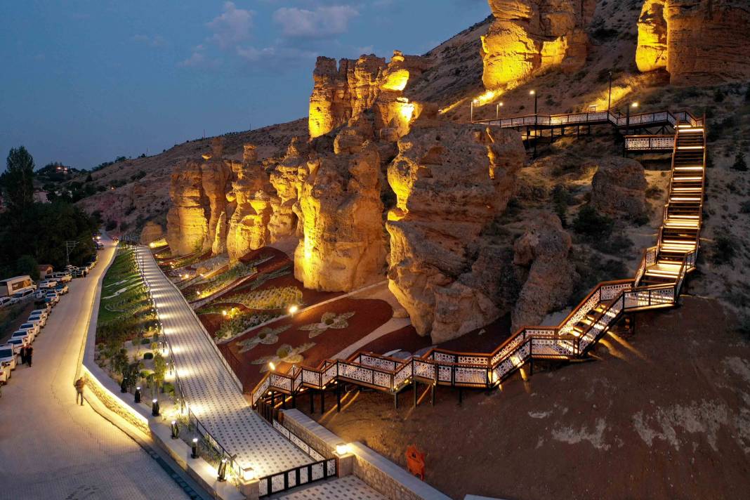 Konya’nın yeşiliyle ünlü ilçesi Meram’da yaz masala dönüşüyor 10